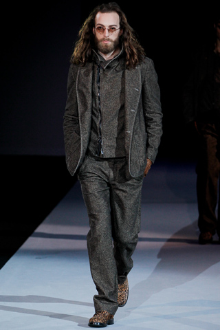 Giorgio Armani / - 2011-2012